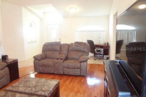 Casa en alquiler en Palm Coast, Florida, 3 dormitorios, 154.4 m2 № 1765760 - foto 5