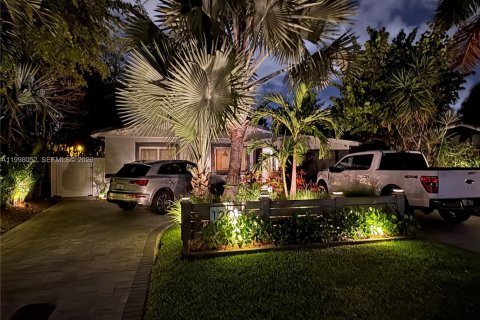 House in Fort Lauderdale, Florida 3 bedrooms, 96.06 sq.m. № 2169886 - photo 3
