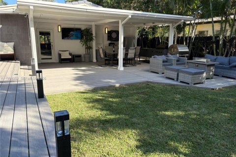 House in Fort Lauderdale, Florida 3 bedrooms, 96.06 sq.m. № 2169886 - photo 24