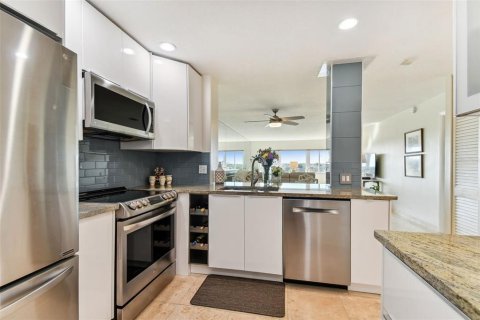 Купить кондоминиум в Беллеэйр Блафс, Флорида 3 комнаты, 97.55м2, № 1909789 - фото 11