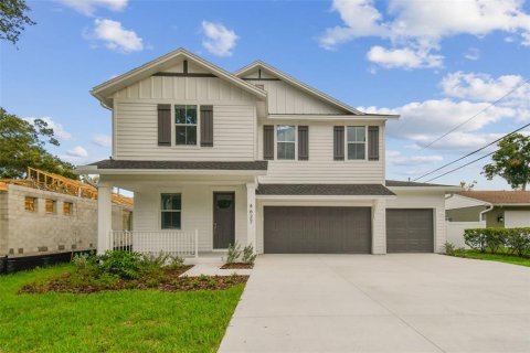 House in Tampa, Florida 4 bedrooms, 223.8 sq.m. № 1511924 - photo 1