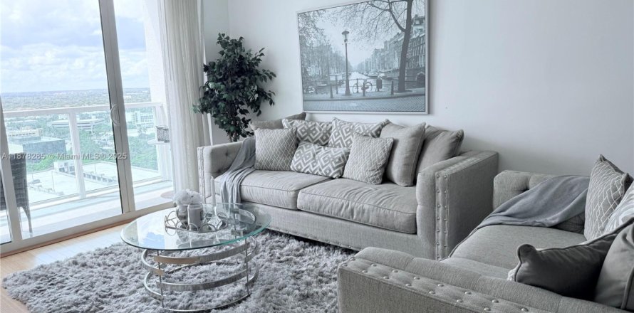 Condo in Fort Lauderdale, Florida, 1 bedroom  № 1921304