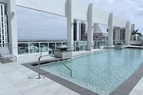 Condo in Fort Lauderdale, Florida, 1 bedroom  № 1921304 - photo 10