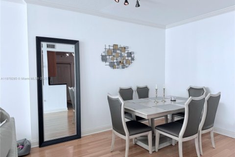 Condo in Fort Lauderdale, Florida, 1 bedroom  № 1921304 - photo 4