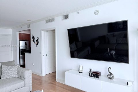 Condo in Fort Lauderdale, Florida, 1 bedroom  № 1921304 - photo 3