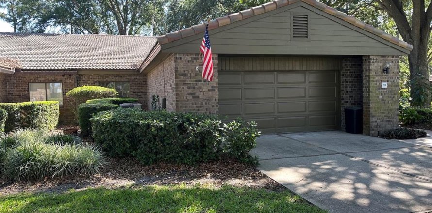 House in Winter Haven, Florida 3 bedrooms, 206.06 sq.m. № 1649307