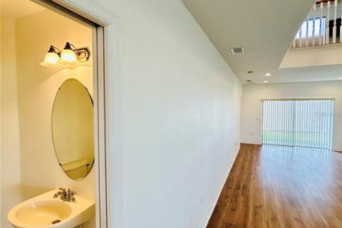 Купить виллу или дом в Клермон, Флорида 10 комнат, 209.59м2, № 1724714 - фото 12