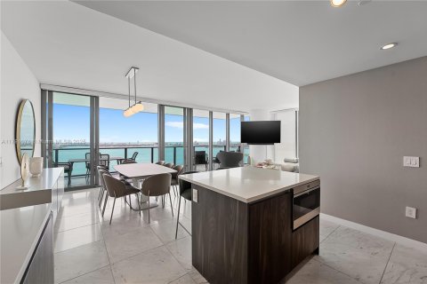 Copropriété à louer à Miami, Floride: 3 chambres, 151.8 m2 № 1731592 - photo 13