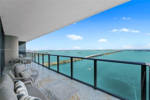 Copropriété à louer à Miami, Floride: 3 chambres, 151.8 m2 № 1731592 - photo 17