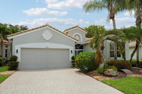 House in Lake Worth, Florida 3 bedrooms, 180.69 sq.m. № 2246075