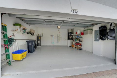Villa ou maison à vendre à Lake Worth, Floride: 3 chambres, 180.69 m2 № 2246075 - photo 27
