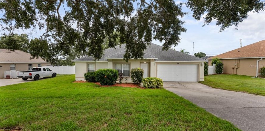 Villa ou maison à Clermont, Floride 3 chambres, 143.07 m2 № 1903905