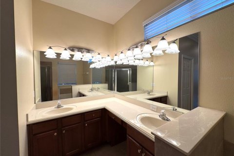 Villa ou maison à louer à Windermere, Floride: 4 chambres, 243.96 m2 № 2402832 - photo 22