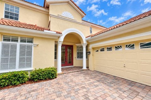 Villa ou maison à louer à Windermere, Floride: 4 chambres, 243.96 m2 № 2402832 - photo 2