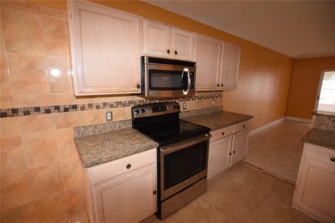 Casa en alquiler en Apopka, Florida, 3 dormitorios, 151.8 m2 № 1675163 - foto 18