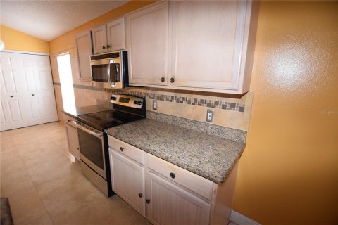 Casa en alquiler en Apopka, Florida, 3 dormitorios, 151.8 m2 № 1675163 - foto 19