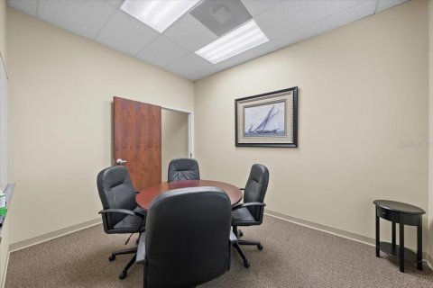 Immobilier commercial à vendre à Largo, Floride: 428.19 m2 № 2411601 - photo 28