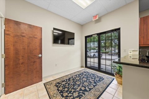 Immobilier commercial à vendre à Largo, Floride: 428.19 m2 № 2411601 - photo 3