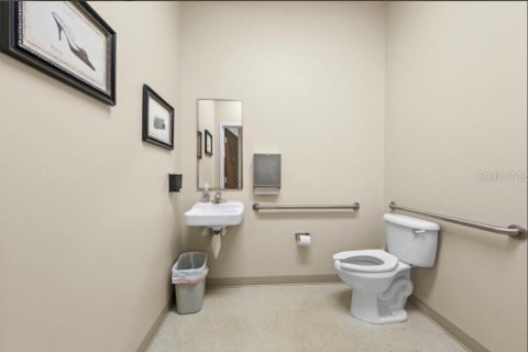 Immobilier commercial à vendre à Largo, Floride: 428.19 m2 № 2411601 - photo 16