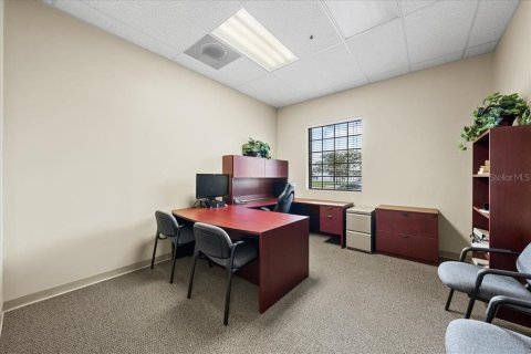 Immobilier commercial à vendre à Largo, Floride: 428.19 m2 № 2411601 - photo 22
