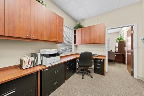 Immobilier commercial à vendre à Largo, Floride: 428.19 m2 № 2411601 - photo 26