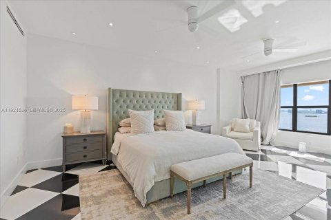 Condominio en venta en Miami, Florida, 2 dormitorios, 181.16 m2 № 1982923 - foto 21