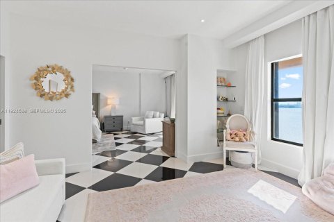 Condominio en venta en Miami, Florida, 2 dormitorios, 181.16 m2 № 1982923 - foto 18