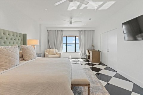 Condominio en venta en Miami, Florida, 2 dormitorios, 181.16 m2 № 1982923 - foto 22