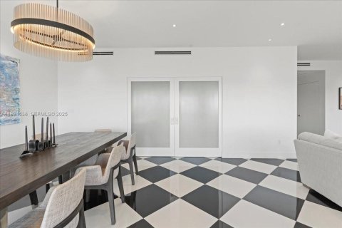 Condominio en venta en Miami, Florida, 2 dormitorios, 181.16 m2 № 1982923 - foto 8