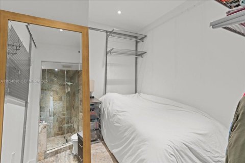 Condominio en venta en Miami, Florida, 2 dormitorios, 181.16 m2 № 1982923 - foto 25
