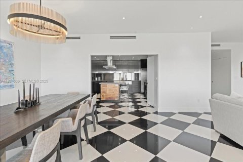 Condominio en venta en Miami, Florida, 2 dormitorios, 181.16 m2 № 1982923 - foto 7
