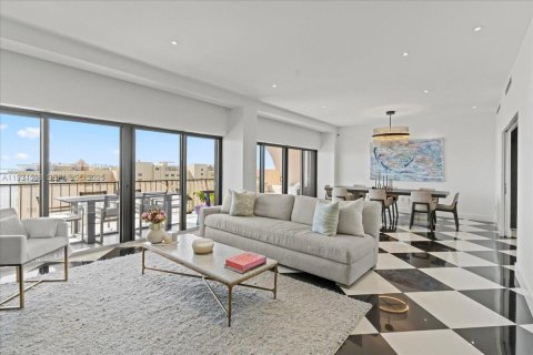 Condominio en venta en Miami, Florida, 2 dormitorios, 181.16 m2 № 1982923 - foto 3