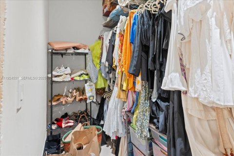 Condominio en venta en Miami, Florida, 2 dormitorios, 181.16 m2 № 1982923 - foto 26