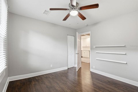 Villa ou maison à louer à Tampa, Floride: 3 chambres, 118.82 m2 № 2096307 - photo 9