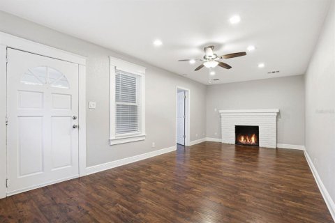 Villa ou maison à louer à Tampa, Floride: 3 chambres, 118.82 m2 № 2096307 - photo 4