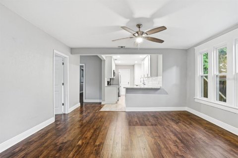Villa ou maison à louer à Tampa, Floride: 3 chambres, 118.82 m2 № 2096307 - photo 7