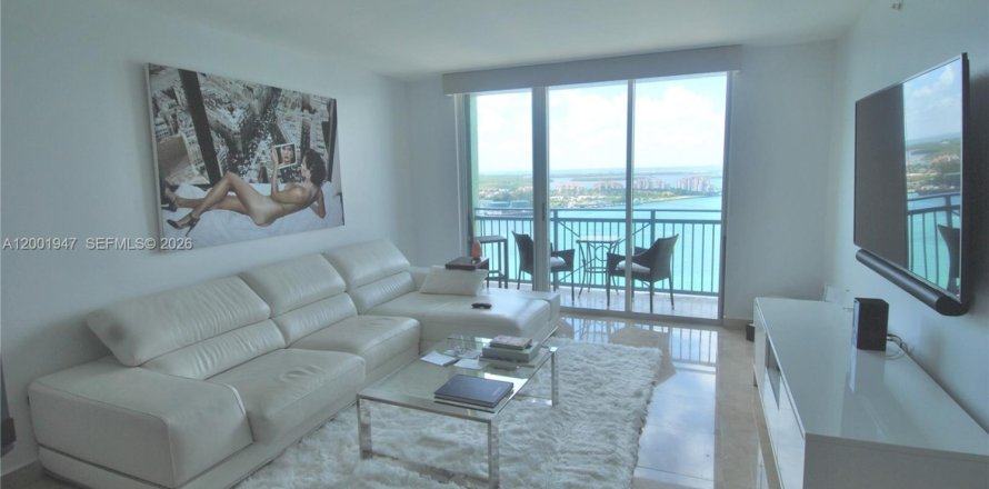 Condo in Miami Beach, Florida, 1 bedroom  № 2067835
