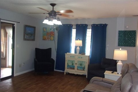 House in Ocala, Florida 2 bedrooms, 80.27 sq.m. № 2379684 - photo 3
