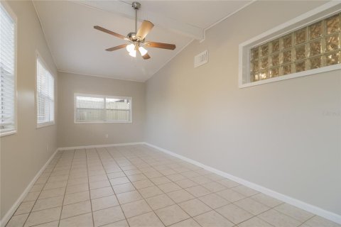 Casa en alquiler en Orlando, Florida, 3 dormitorios, 153.94 m2 № 1849737 - foto 8