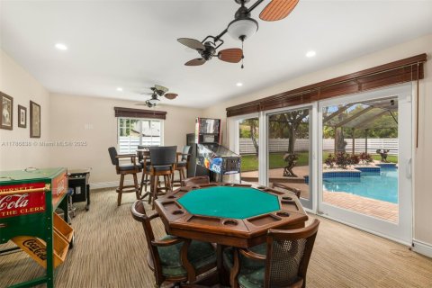 Купить виллу или дом в Майами, Флорида 4 спальни, 326.18м2, № 1961939 - фото 10