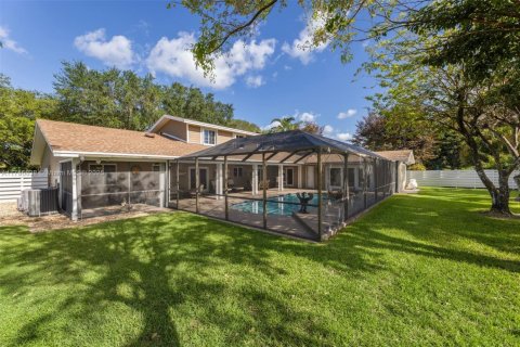 Купить виллу или дом в Майами, Флорида 4 спальни, 326.18м2, № 1961939 - фото 23