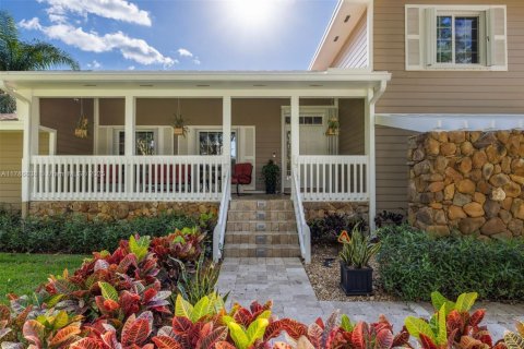 Купить виллу или дом в Майами, Флорида 4 спальни, 326.18м2, № 1961939 - фото 15