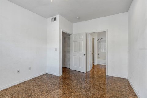 Copropriété à louer à Tampa, Floride: 2 chambres, 105.91 m2 № 2418604 - photo 3