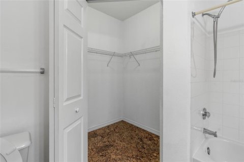 Copropriété à louer à Tampa, Floride: 2 chambres, 105.91 m2 № 2418604 - photo 6