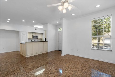 Copropriété à louer à Tampa, Floride: 2 chambres, 105.91 m2 № 2418604 - photo 16