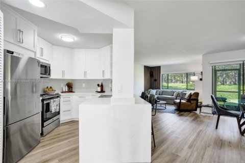 Copropriété à louer à Plantation, Floride: 2 chambres, 96.06 m2 № 1963274 - photo 7