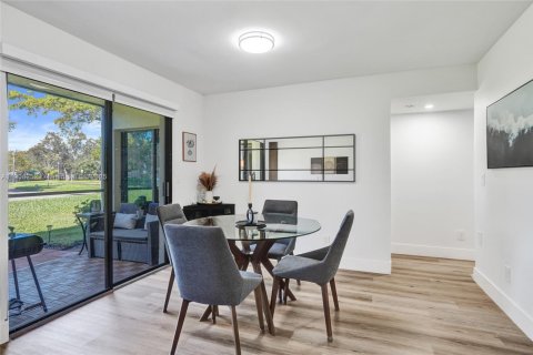 Copropriété à louer à Plantation, Floride: 2 chambres, 96.06 m2 № 1963274 - photo 19