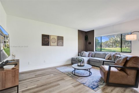 Copropriété à louer à Plantation, Floride: 2 chambres, 96.06 m2 № 1963274 - photo 16