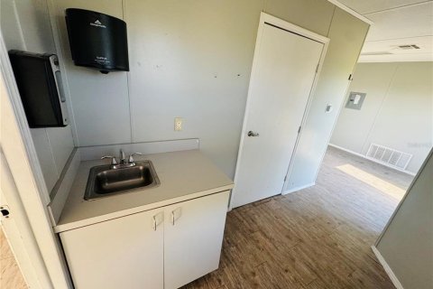 Immobilier commercial à vendre à Fern Park, Floride № 2103809 - photo 13