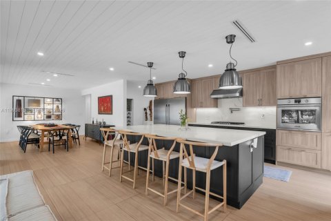 Villa ou maison à vendre à North Miami, Floride: 3 chambres, 197.05 m2 № 2056567 - photo 11